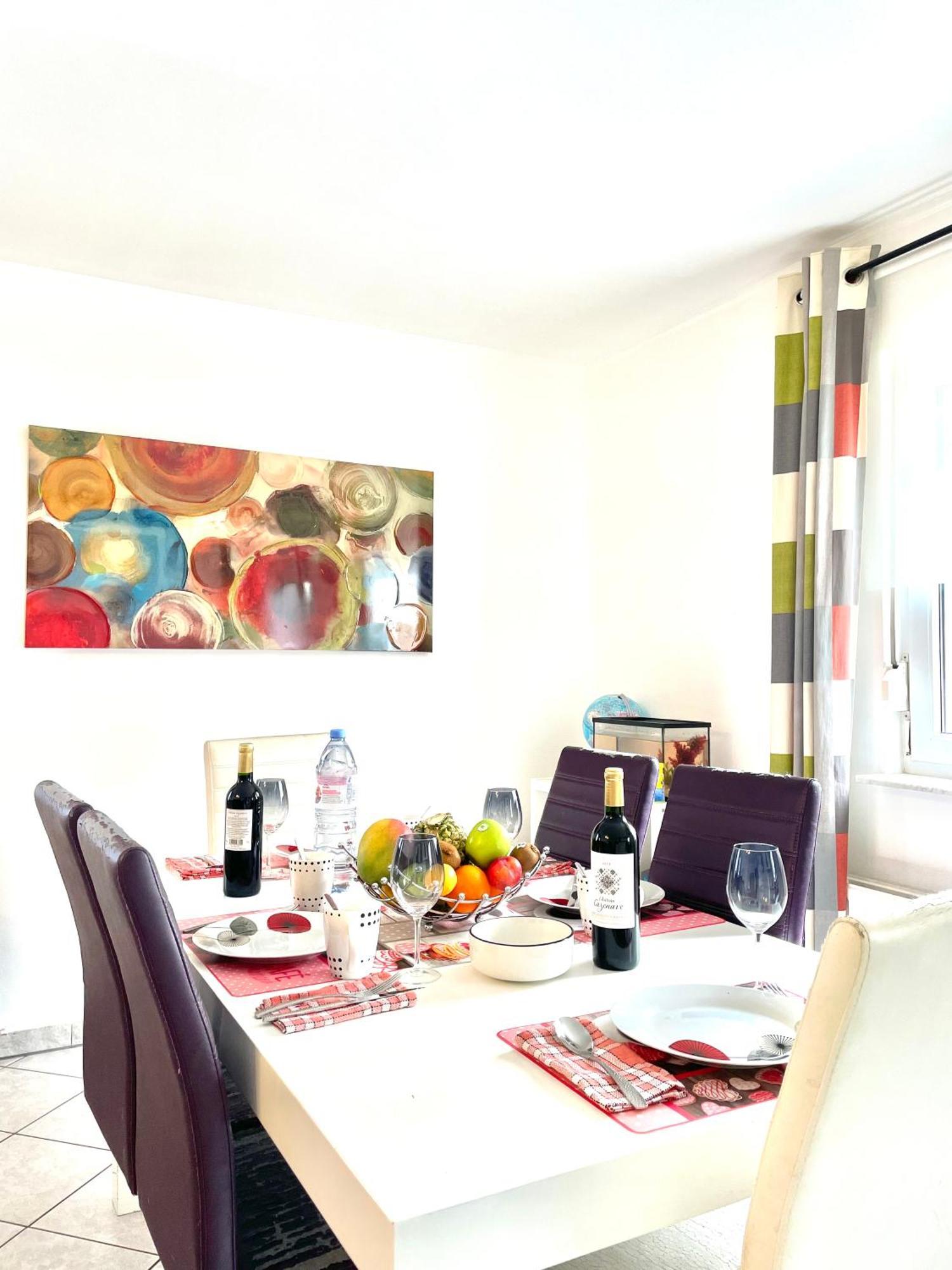 Large Room In Schuttrange Free Parking 10Mins To Airport Excellent Customer Services Экстерьер фото